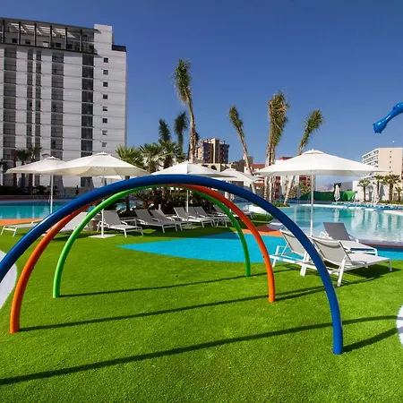 Hotel Estimar Suitopia 4*