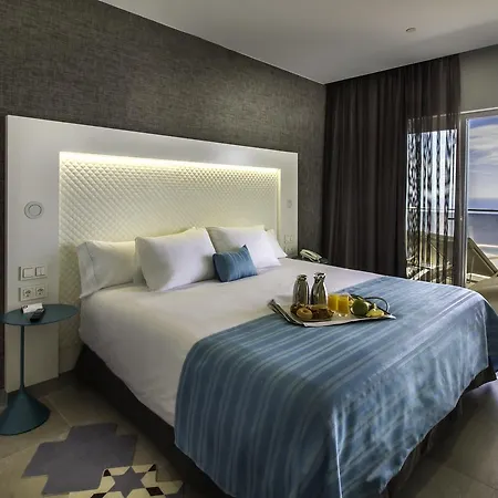 Hotel Estimar Suitopia 4*