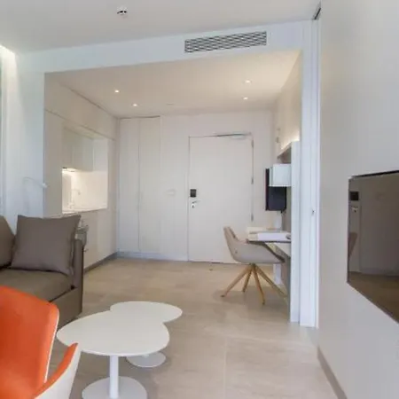 Estimar Suitopia Отель