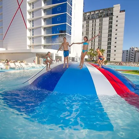 Hotel Estimar Suitopia
