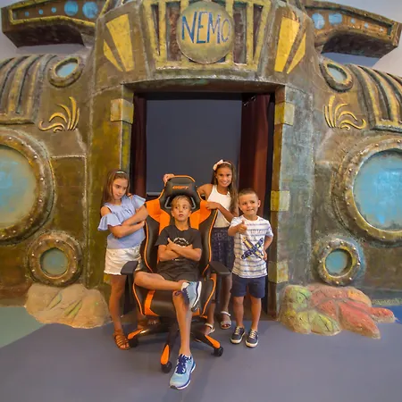 Estimar Suitopia Отель Кальпе