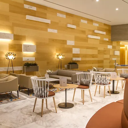 斯托比亚索力玛尔套房酒店 酒店 卡尔佩