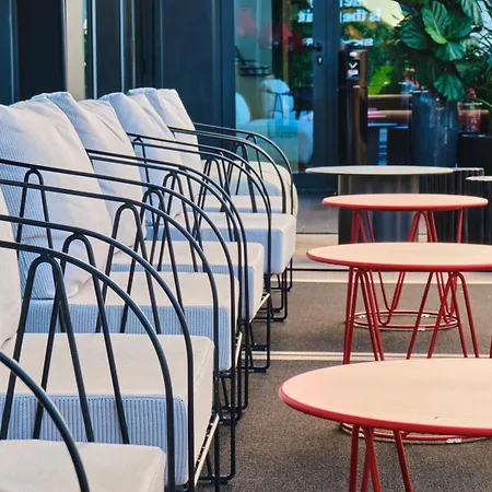 Отель Estimar Suitopia