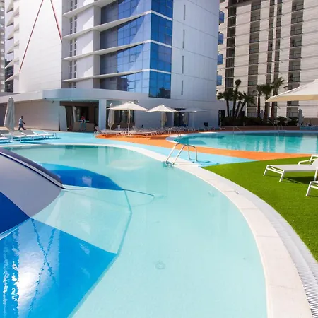 Hotel Estimar Suitopia