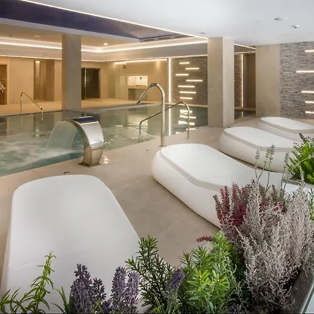 Estimar Suitopia Otel Calp