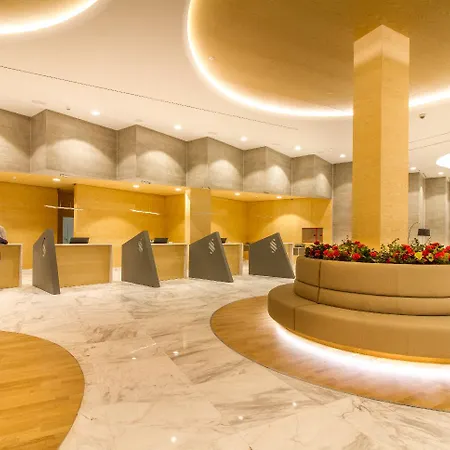 斯托比亚索力玛尔套房酒店 卡尔佩