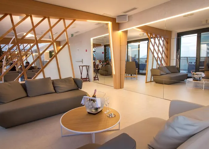 Estimar Suitopia Szálloda