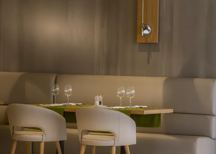 Szálloda Estimar Suitopia 4*