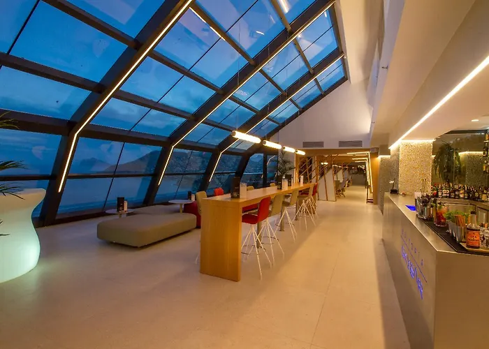 Estimar Suitopia Szálloda 4*