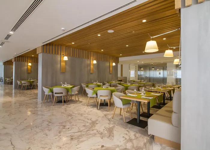 Estimar Suitopia Hotel